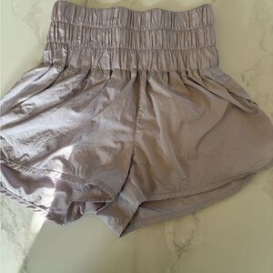 Free People Movement Way Home Shorts in Mauve/ Lavender 

Preloved 🩷
Size XS